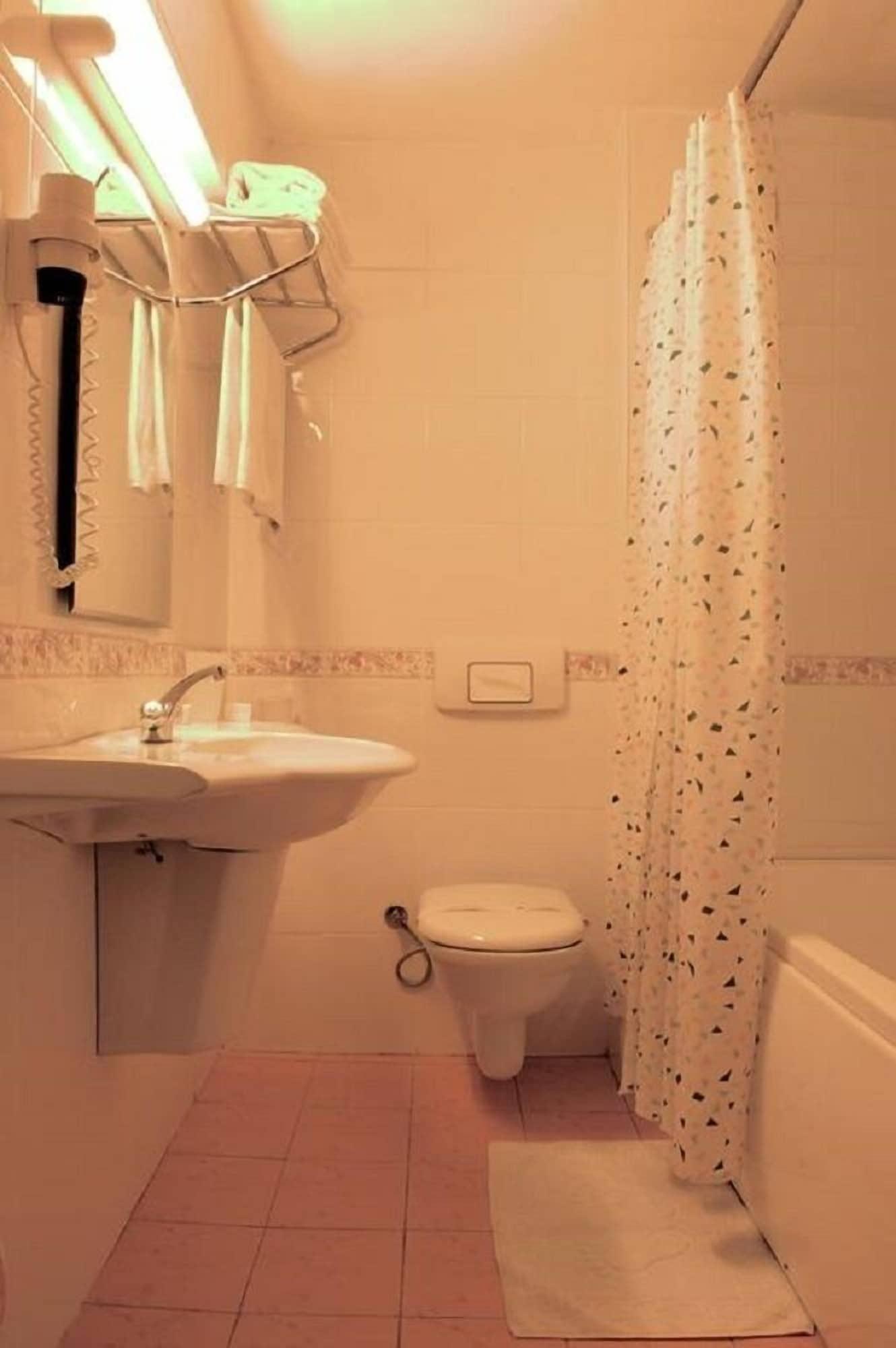 Yumukoglu Hotel Esmirna Habitación foto